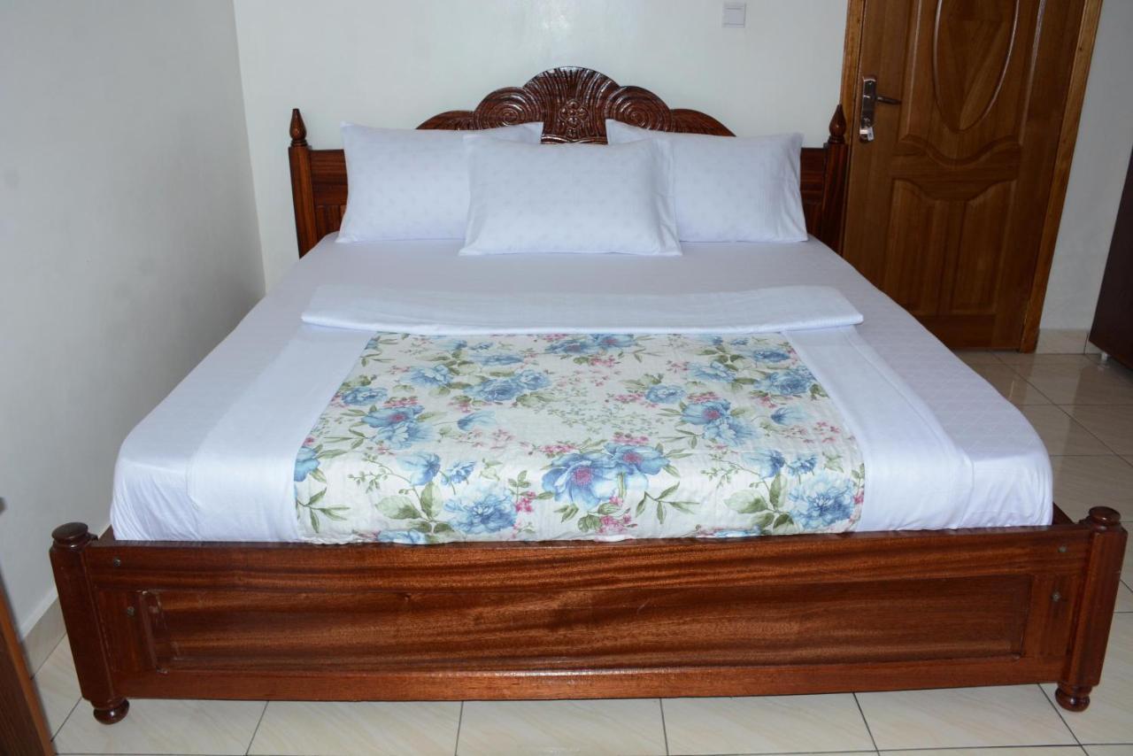 Corina K Guest House Kigali Exteriör bild