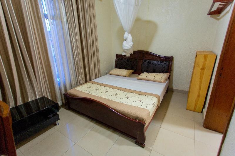 Corina K Guest House Kigali Exteriör bild