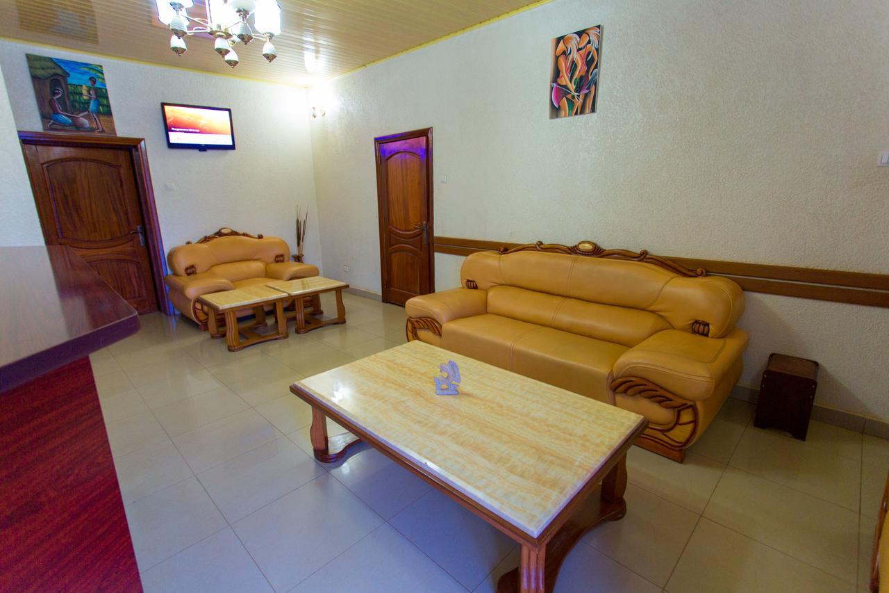 Corina K Guest House Kigali Exteriör bild